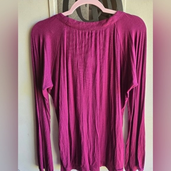 Fossil Women's Magenta Long Sleeve Top XL EUC - Picture 5 of 5